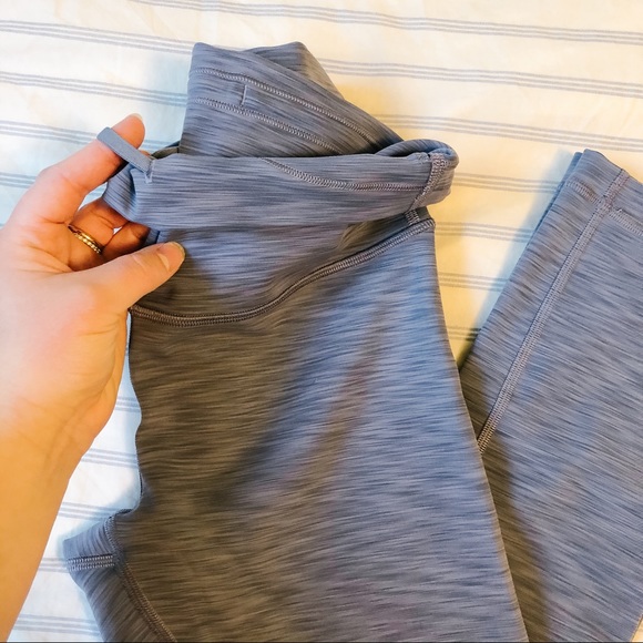 Lululemon Wonder Train High-Rise Crop 21” - Picture 2 of 5